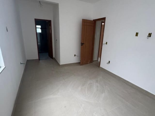 Casa com 200m² 3 quartos e 2 banheiros, à venda, no bairro Residencial Vale das Palmeiras em Macaé