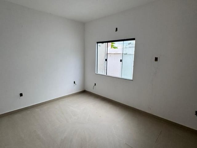 Casa com 200m² 3 quartos e 2 banheiros, à venda, no bairro Residencial Vale das Palmeiras em Macaé