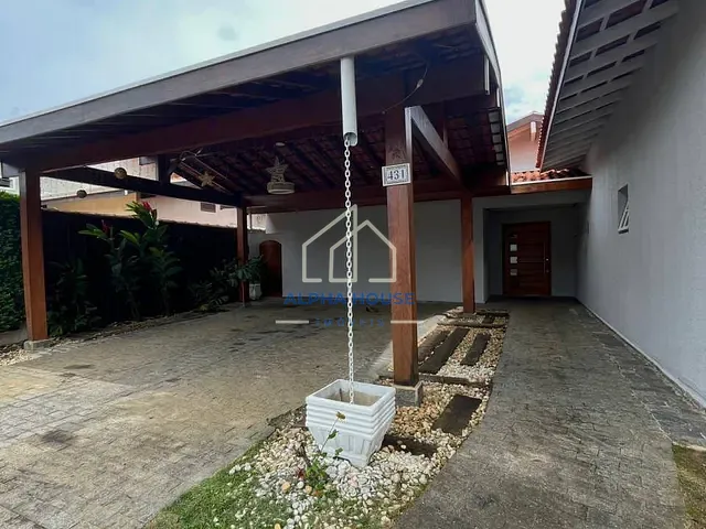 Casa 3 quartos e 3 banheiros, à venda, no bairro Nossa Senhora do Perpétuo Socorro em Pindamonhangaba