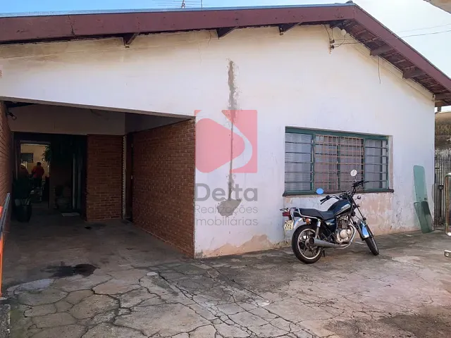 Casa 3 quartos e 3 banheiros, à venda, no bairro Vila Guilhermina em Pirassununga