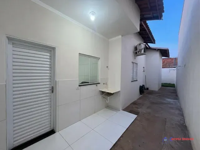 Casa 2 quartos e 2 banheiros, para alugar, no bairro Jardim Brasília em Três Lagoas