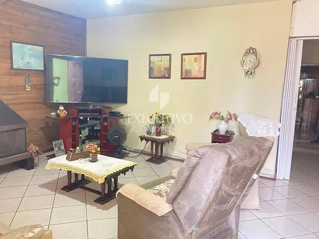 Casa 3 quartos e 2 banheiros, à venda, no bairro Centro em Arroio do Meio