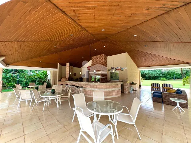 Casa com 5000m² 8 quartos e 11 banheiros, à venda, no bairro Jardim Morada do Sol em Cambé