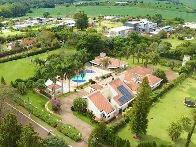 Casa com 5000m² 8 quartos e 11 banheiros, à venda, no bairro Jardim Morada do Sol em Cambé