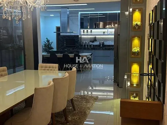 Casa com 525m² 3 quartos e 5 banheiros, à venda, no bairro Condomínio do Lago 1ª Etapa em Goiânia