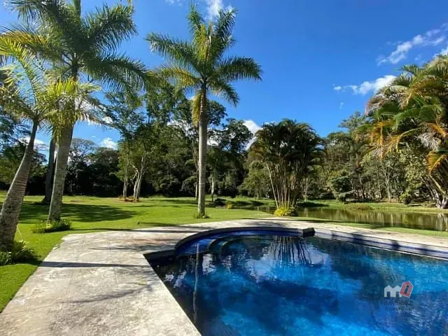 Casa com 65000m², à venda, no bairro Cuiabá em Petrópolis