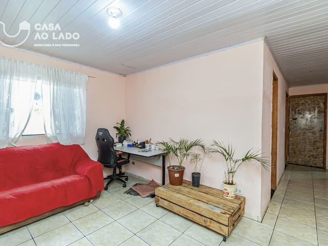 Casa 3 quartos e 1 banheiro, à venda, no bairro Iguaçu em Araucária