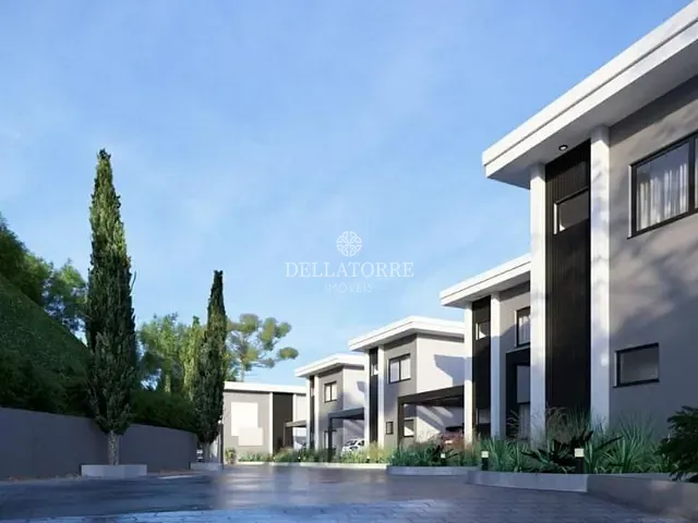 Casa com 162m² 3 quartos e 3 banheiros, à venda, no bairro Golfe em Teresópolis