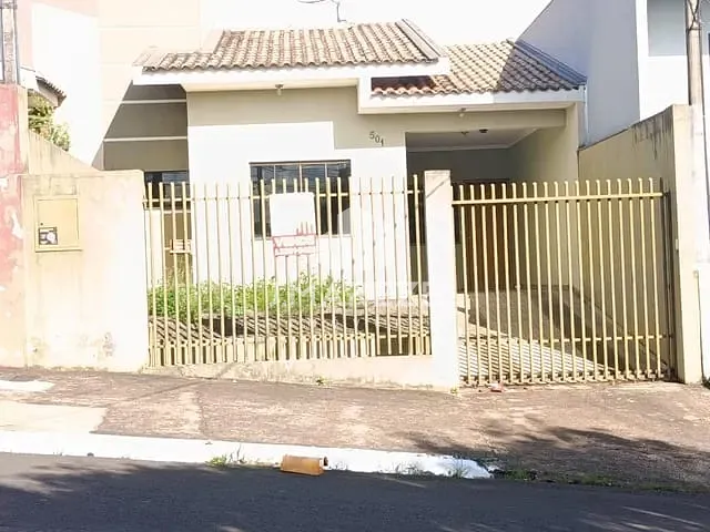 Casa com 195m² 3 quartos e 2 banheiros, à venda, no bairro Vila Operária Stabile em Apucarana