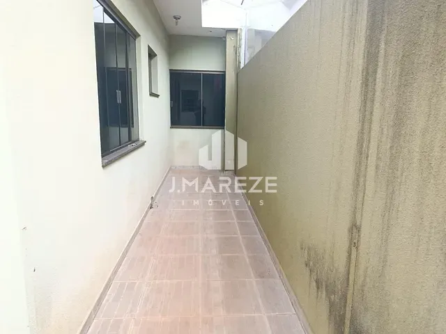 Casa com 195m² 3 quartos e 2 banheiros, à venda, no bairro Vila Operária Stabile em Apucarana