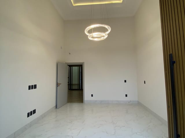 Casa com 480m² 3 quartos e 3 banheiros, à venda, no bairro Jardim Paraíso em Sinop
