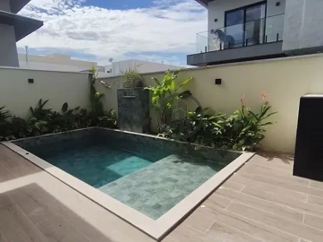Casa com 300m² 4 quartos e 7 banheiros, à venda, no bairro Jardim Itália em Cuiabá