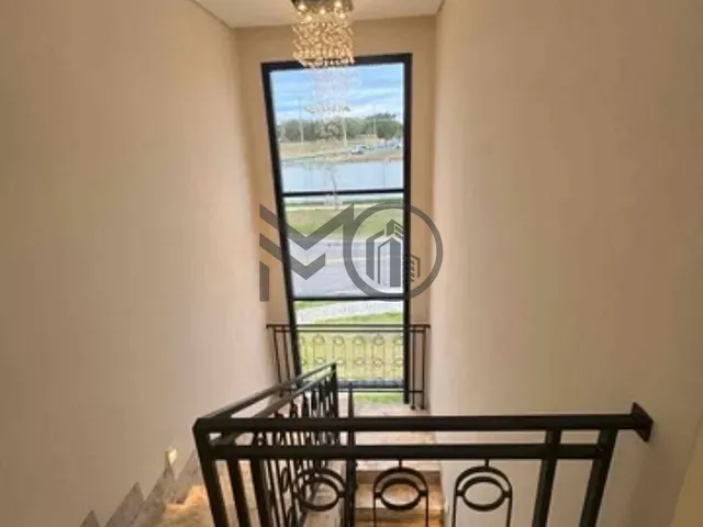 Casa com 300m² 4 quartos e 5 banheiros, à venda, no bairro Jardim Itália em Cuiabá