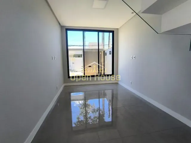 Casa com 120m² 3 quartos e 4 banheiros, à venda, no bairro Jardim Amália em Volta Redonda