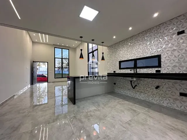 Casa com 300m² 3 quartos e 3 banheiros, à venda, no bairro Piracangaguá em Taubaté