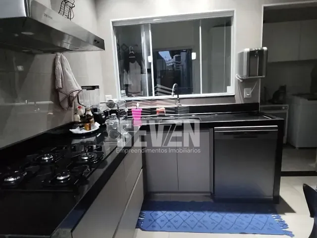 Casa com 229m² 3 quartos e 2 banheiros, à venda, no bairro Jardim Dona Lili em Bauru