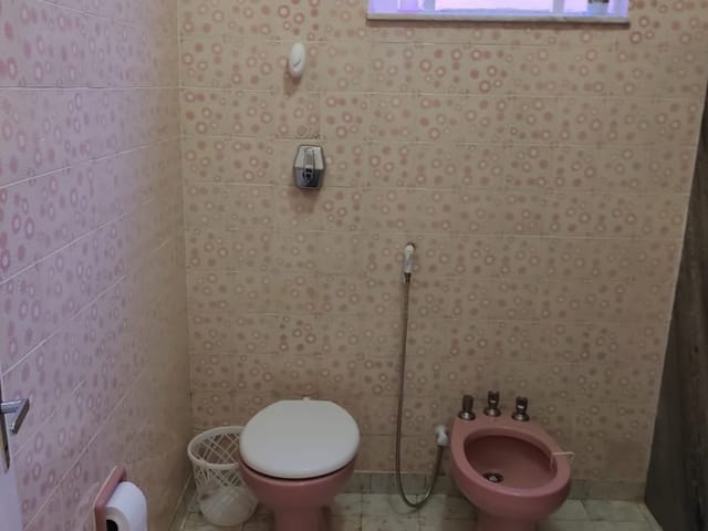 Casa com 605m² 2 quartos e 1 banheiro, à venda, no bairro Parque Turf Club em Campos dos Goytacazes