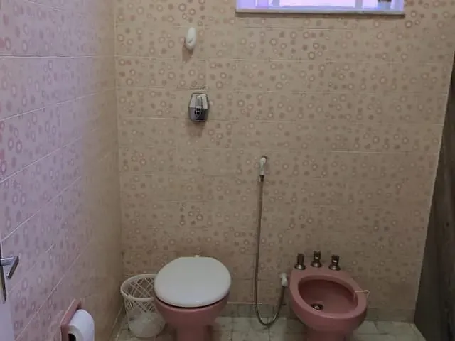 Casa com 605m² 2 quartos e 1 banheiro, à venda, no bairro Parque Turf Club em Campos dos Goytacazes