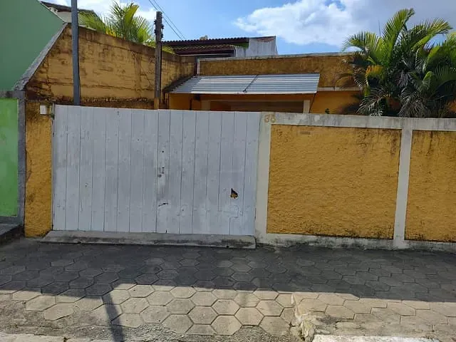 Casa com 605m² 2 quartos e 1 banheiro, à venda, no bairro Parque Turf Club em Campos dos Goytacazes