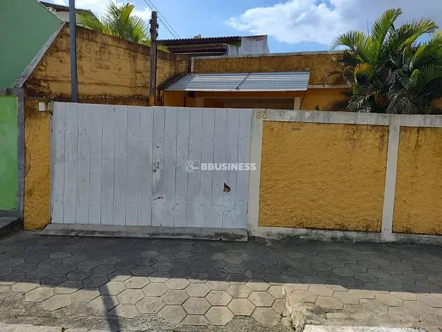 Casa com 605m² 2 quartos e 1 banheiro, à venda, no bairro Parque Turf Club em Campos dos Goytacazes