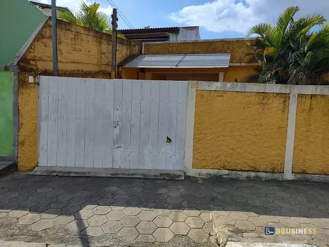 Casa com 605m² 2 quartos e 1 banheiro, à venda, no bairro Parque Turf Club em Campos dos Goytacazes