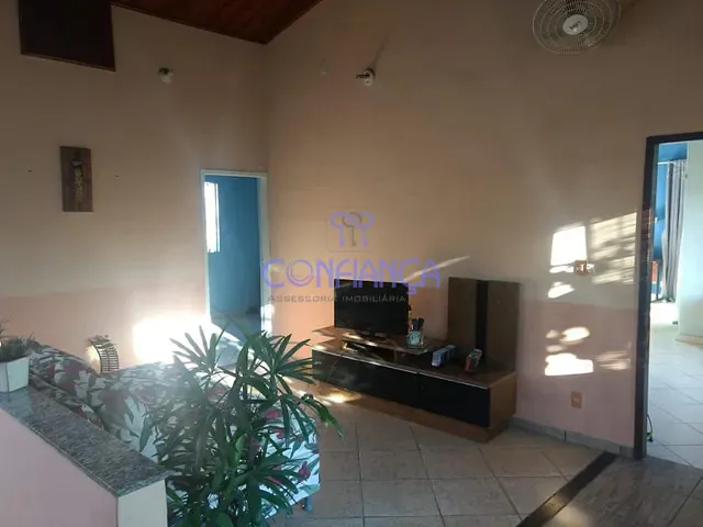 Casa com 548m² 4 quartos e 2 banheiros, à venda, no bairro Campo Grande em Rio de Janeiro