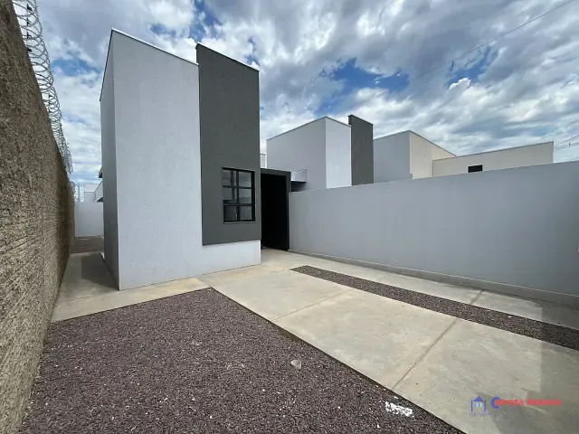 Casa 2 quartos e 2 banheiros, à venda, no bairro Nova Três Lagoas em Três Lagoas