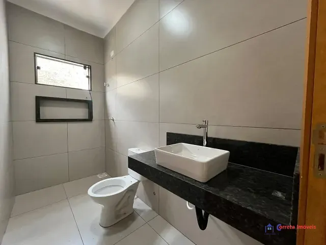 Casa 2 quartos e 2 banheiros, à venda, no bairro Nova Três Lagoas em Três Lagoas