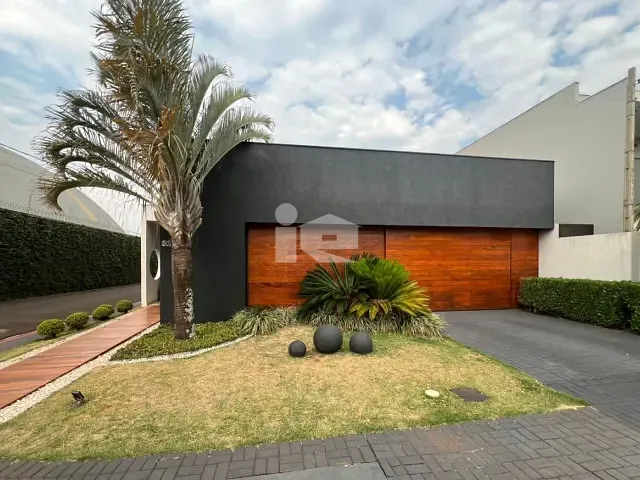 Casa com 355m² 4 quartos e 2 banheiros, à venda, no bairro Jardim Alto da Boa Vista em Rolândia