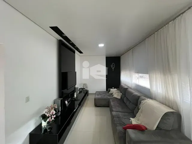 Casa com 355m² 4 quartos e 2 banheiros, à venda, no bairro Jardim Alto da Boa Vista em Rolândia