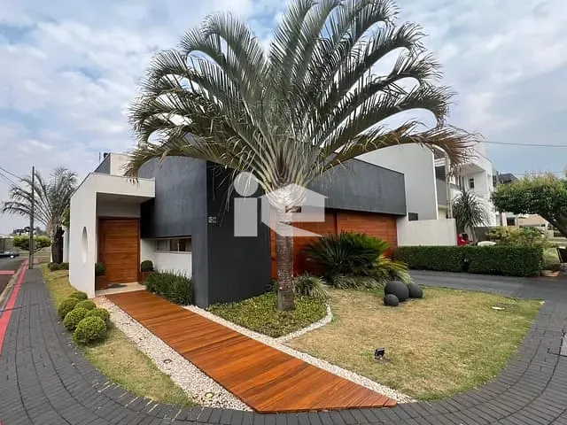Casa com 355m² 4 quartos e 2 banheiros, à venda, no bairro Jardim Alto da Boa Vista em Rolândia