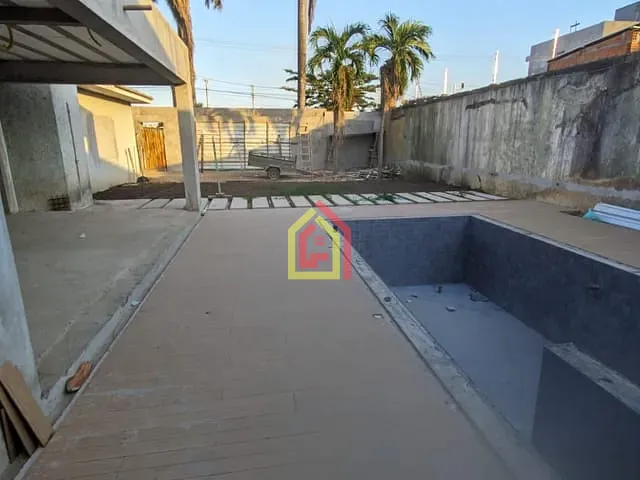 Casa com 500m² 4 quartos e 5 banheiros, à venda, no bairro Novo Horizonte em Marabá