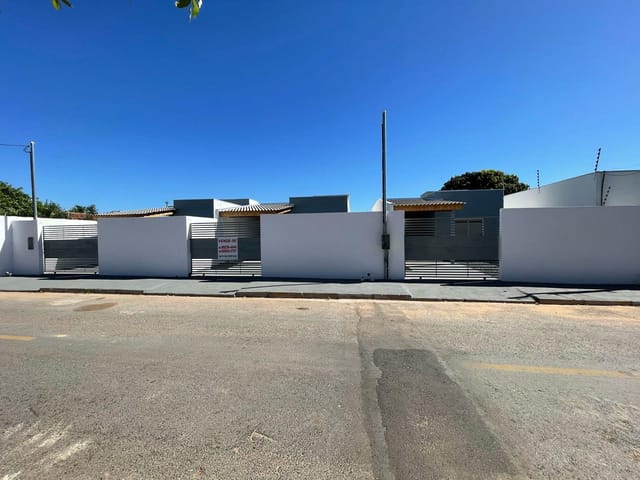 Foto do Casa - Casa à venda, Jardim Comodoro - Cuiabá MT, Casa TÉRREA, NOVA, 200 m ², 1 Suíte + 2/4 , PRONTA PARA FINANCIAR, MURADA, NÃO GEMINADAS, quintal amplo | Lyah Jaudy Imóveis