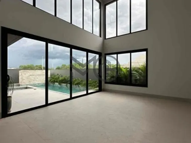 Casa com 720m² 4 quartos e 6 banheiros, à venda, no bairro Jardim Itália em Cuiabá