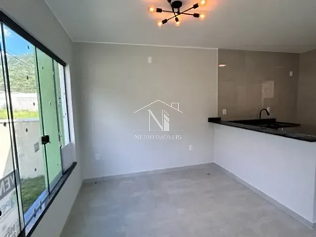 Casa com 216m² 2 quartos e 1 banheiro, à venda, no bairro Caxito em Maricá