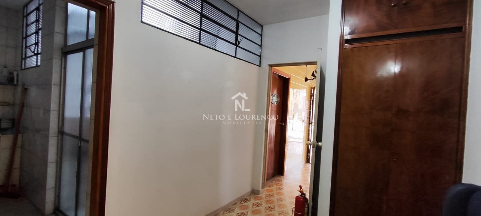 Casa à venda com 1 quarto, 306m² - Foto 16