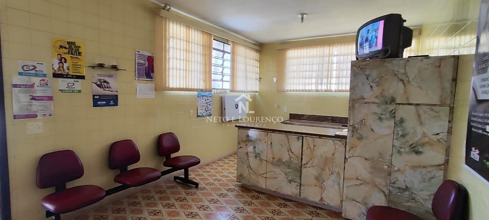 Casa à venda com 1 quarto, 306m² - Foto 7