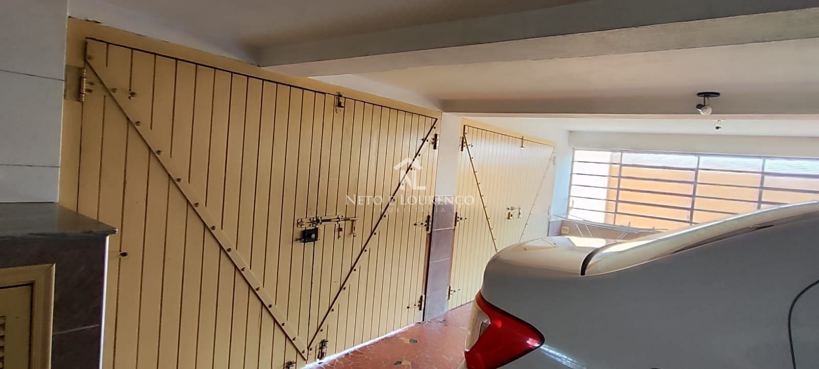 Casa à venda com 1 quarto, 306m² - Foto 3