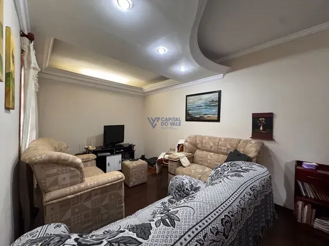 Casa com 250m² 3 quartos e 3 banheiros, à venda, no bairro Cidade Vista Verde em São José dos Campos