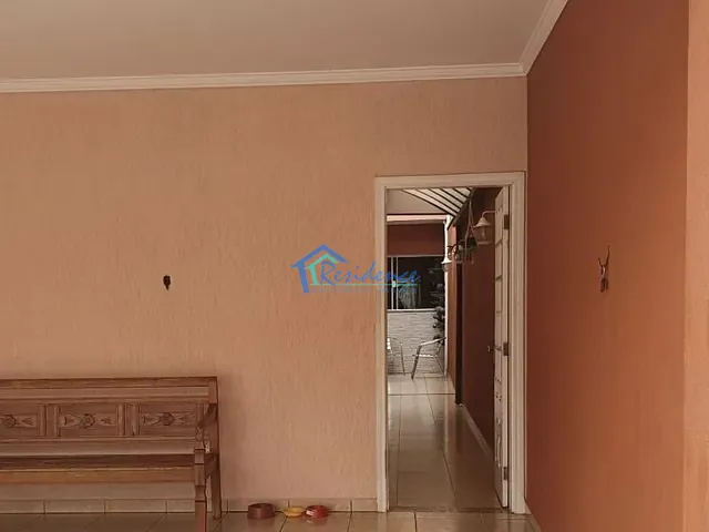 Casa com 300m² 6 quartos e 3 banheiros, à venda, no bairro Vila Homero em Indaiatuba
