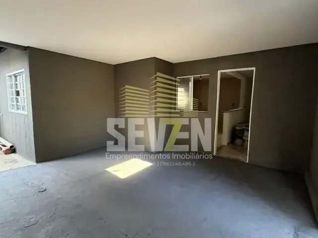 Casa com 250m² 3 quartos e 1 banheiro, à venda, no bairro Jardim Silvestri em Bauru