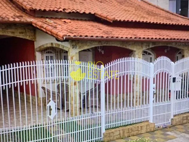 Casa com 194m² 4 quartos e 3 banheiros, à venda, no bairro Casa de Pedra em Volta Redonda