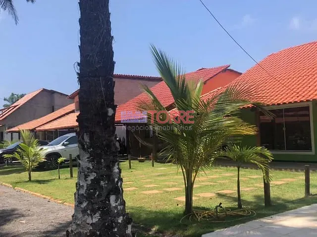 Casa 3 quartos e 4 banheiros, à venda, no bairro Aritaguá em Ilhéus