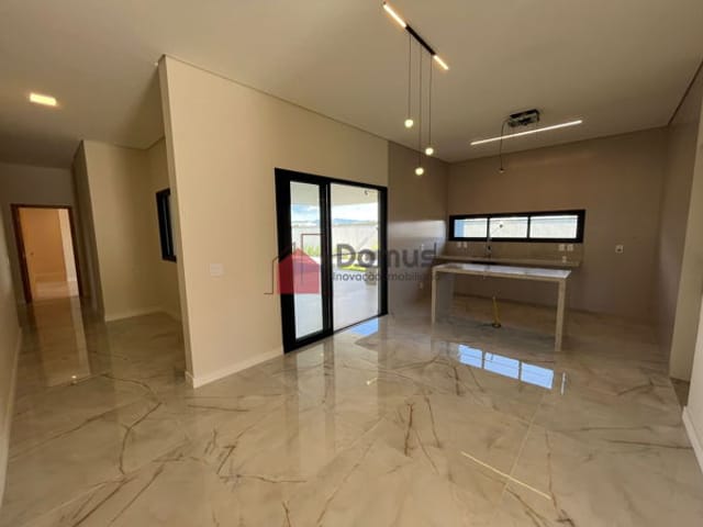Casa com 683m², à venda, no bairro Socorro em Pindamonhangaba