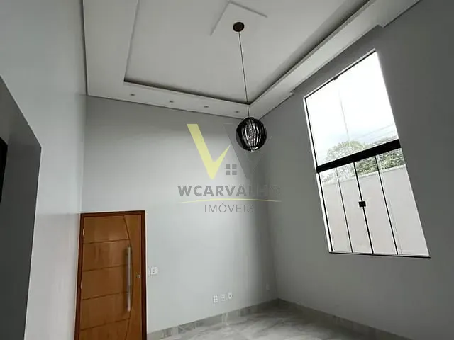 Casa com 300m² 3 quartos e 1 banheiro, à venda, no bairro Setor Lago dos Buritis em Anápolis