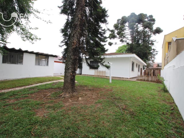 Casa 3 quartos e 2 banheiros, para alugar, no bairro Boqueirão em Curitiba