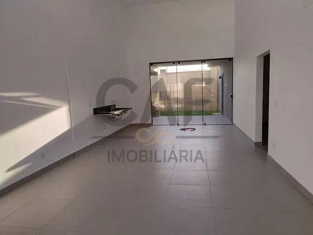 Casa com 215m² 3 quartos e 4 banheiros, à venda, no bairro Estância das Flores em Jaguariúna