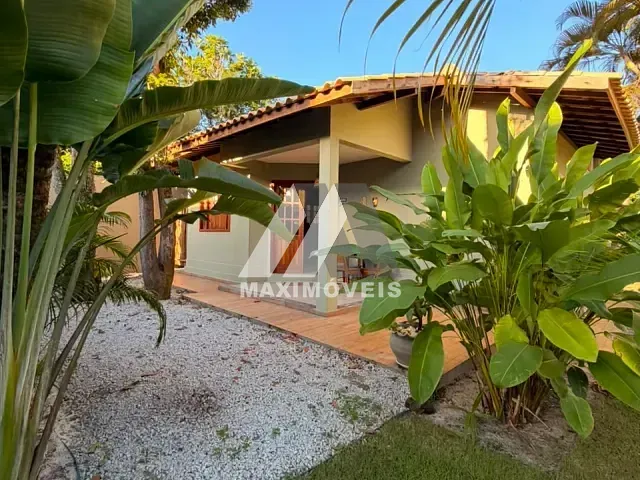 Casa 1 quarto e 2 banheiros, à venda, no bairro Arraial D'Ajuda em Porto Seguro