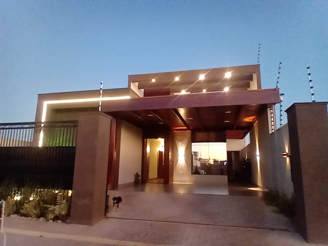 Casa com 420m² 3 quartos e 3 banheiros, à venda, no bairro Residencial Recanto Suíço em Sinop