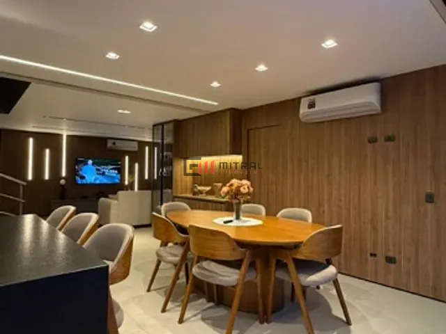 Casa 3 quartos e 4 banheiros, à venda, no bairro Conjunto Habitacional Alexandre Urbanas em Londrina